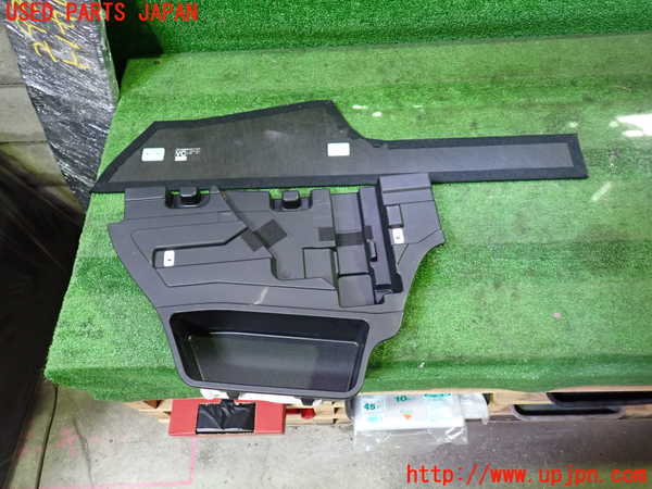 1UPJ-9229337772]レヴォーグ(VN5)ラゲッジトレイ2 中古_2