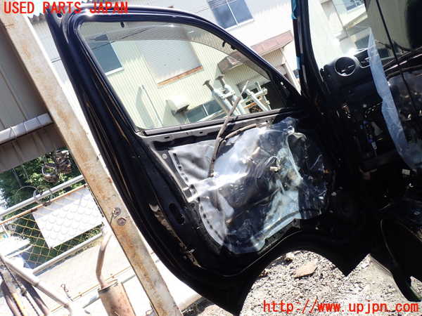 1UPJ-9229341260]NV350 キャラバン バン(VW2E26)左前ドア M2H3 中古_4