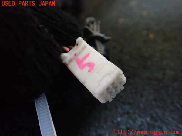 1UPJ-9229341210]NV350 キャラバン バン(VW2E26)右ドアミラー 中古_5