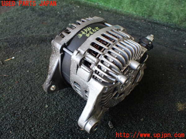 1UPJ-9229346015]NV350 キャラバン バン(VW2E26)オルタネーター(ダイナモ) 中古_2
