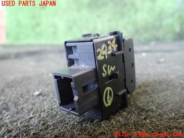 1UPJ-9229346311]NV350 キャラバン バン(VW2E26)スイッチ6 (HEAT) 中古_2