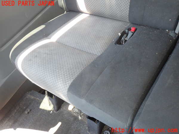 1UPJ-9229347145]NV350 キャラバン バン(VW2E26)右2列目シート 中古_3