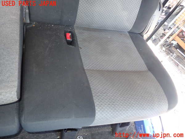 1UPJ-9229347175]NV350 キャラバン バン(VW2E26)左2列目シート 中古_3