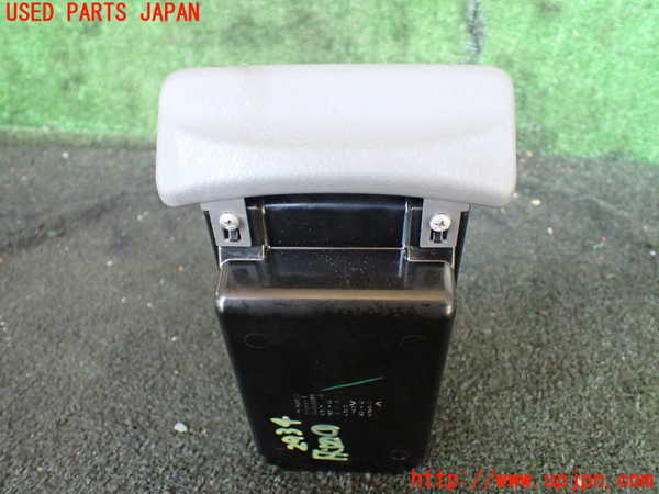 1UPJ-9229347821]NV350 キャラバン バン(VW2E26)灰皿1 中古_2