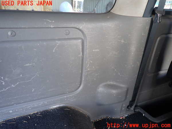1UPJ-9229347680]NV350 キャラバン バン(VW2E26)左リアピラートリム 中古_2