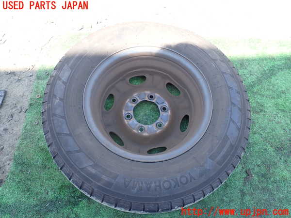 1UPJ-9229349028]NV350 キャラバン バン(VW2E26)タイヤ　ホイール　1本③ 195/80R15 中古_3