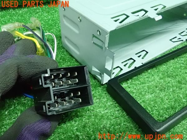 3UPJ=9229350604]ルノー ルーテシア R.S.(RF4C)オーディオ取付キット 1DIN 中古_3