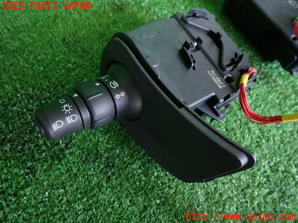 2UPJ-9229356720]ルノー・ルーテシア(RF4C)コンビネーションスイッチ 中古_3