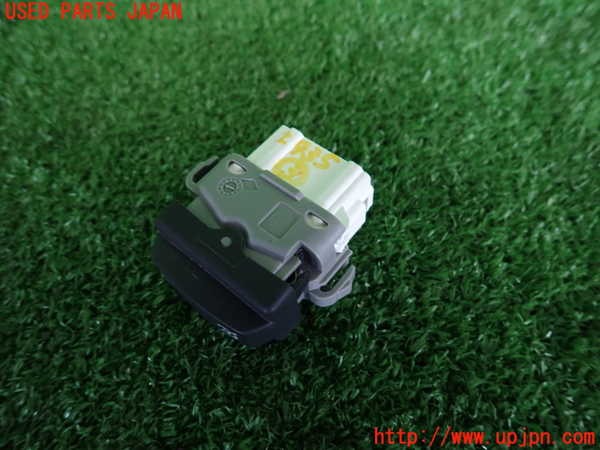 2UPJ-9229356308]ルノー・ルーテシア(RF4C)スイッチ3 中古_2