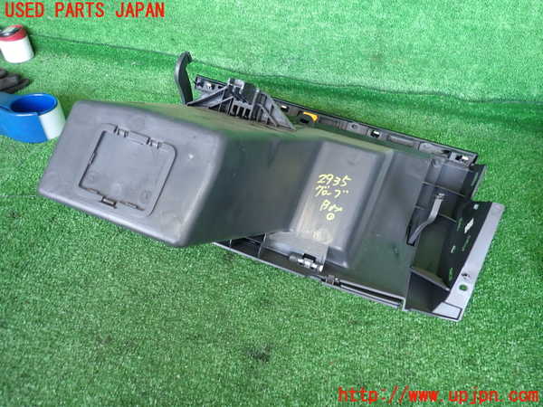 2UPJ-9229357516]ルノー・ルーテシア(RF4C)グローブボックス1 中古_4