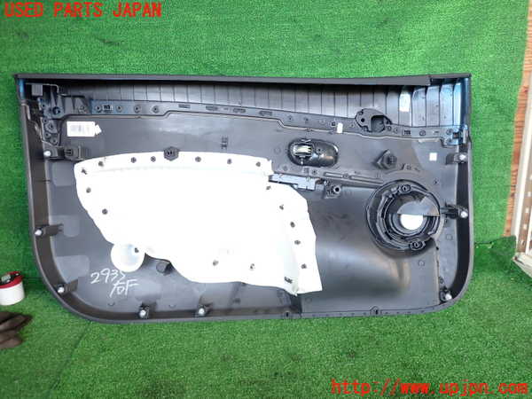 2UPJ-9229351234]ルノー・ルーテシア(RF4C)右前ドア内張り 中古_3