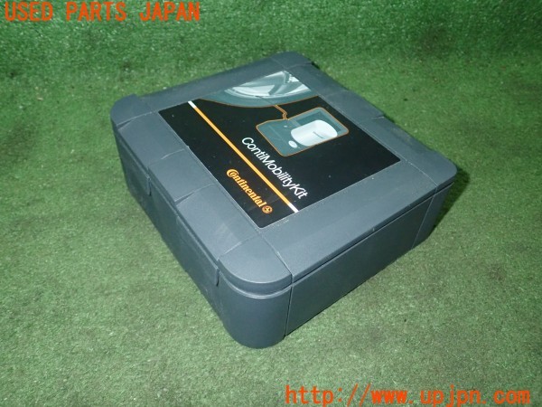 3UPJ=9229390625]ボルボ XC60(DB4204TXC)純正 パンク修理キット 中古_4