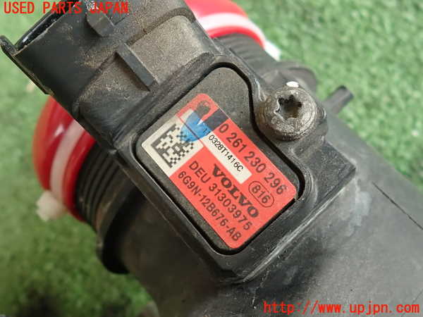 2UPJ-9229392451]ボルボ・XC60(DB4204TXC)インタークーラー1 中古_5