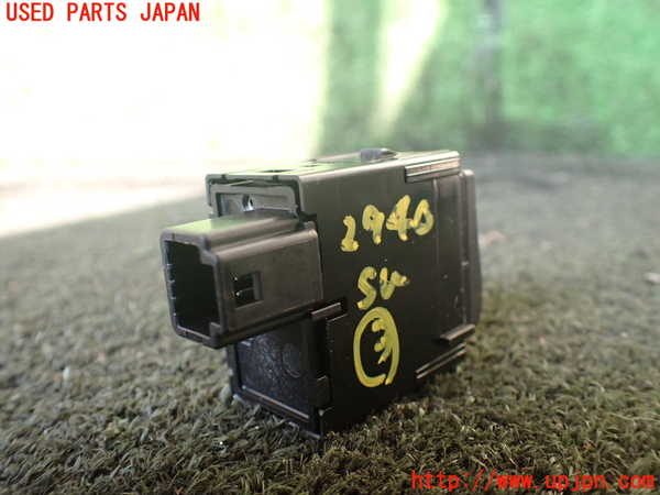 1UPJ-9229406308]レクサス・RX450h(GYL10W)スイッチ3 (VSC OFF) 中古_2