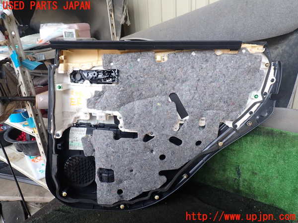 1UPJ-9229401324]レクサス・RX450h(GYL10W)左後ドア内張り 中古_4