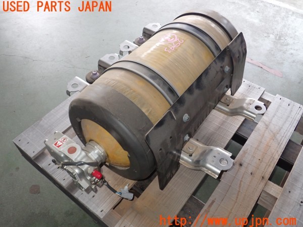 3UPJ=9229430112]MIRAI(ミライ) Z (JPD20)純正 ハイドロジェンタンク③ 水素タンク ボンベ 燃料 リア側 中古_2