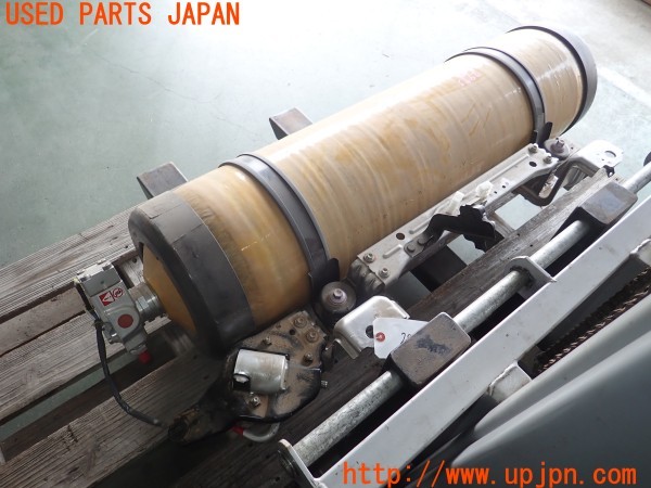 3UPJ=9229430114]MIRAI(ミライ) Z (JPD20)純正 ハイドロジェンタンク② 水素タンク ボンベ 燃料 センター側 中古_2
