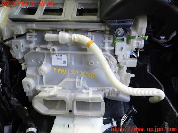 2UPJ-9229436081]MIRAI(ミライ)(JPD20)エバポレーター1 中古_2