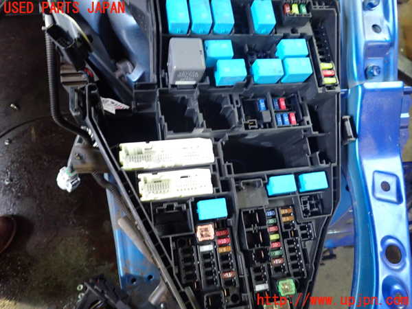 2UPJ-9229436742]MIRAI(ミライ)(JPD20)ヒューズボックス2 中古_3