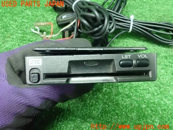 3UPJ=9229440503]ハイエースワゴン(KZH106W)三菱電機 ミツビシ EP-9U42 ETC車載器 中古_3