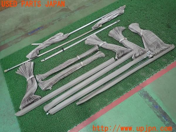 3UPJ=9229440606]ハイエースワゴン(KZH106W)純正 カーテン 1台分 中古_4