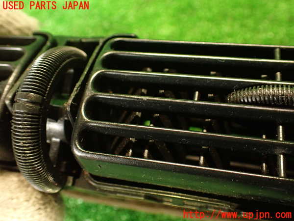 2UPJ-9229447526]ハイエースワゴン100系(KZH106W)エアコン吹き出し口1 ジャンク品 中古_2