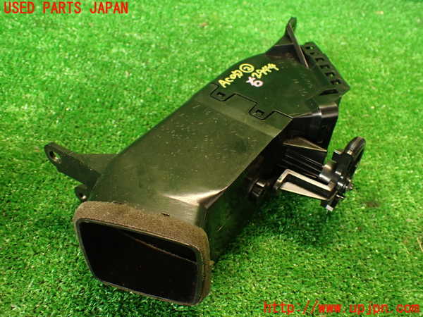 2UPJ-9229447527]ハイエースワゴン100系(KZH106W)エアコン吹き出し口2 ジャンク品 中古_3