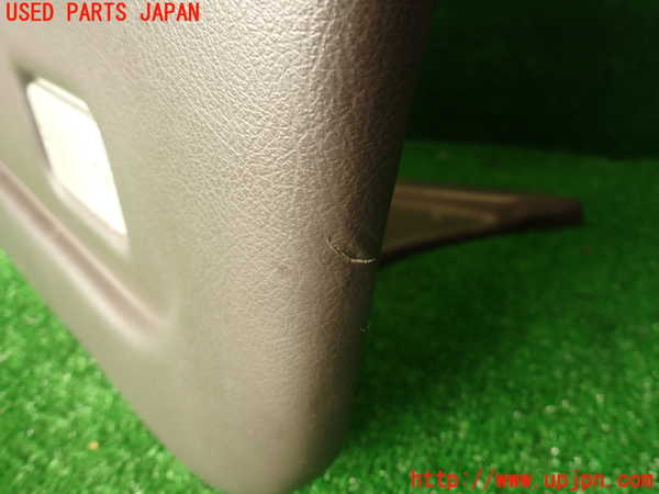 2UPJ-9229441234]ハイエースワゴン100系(KZH106W)右前ドア内張り 中古_3