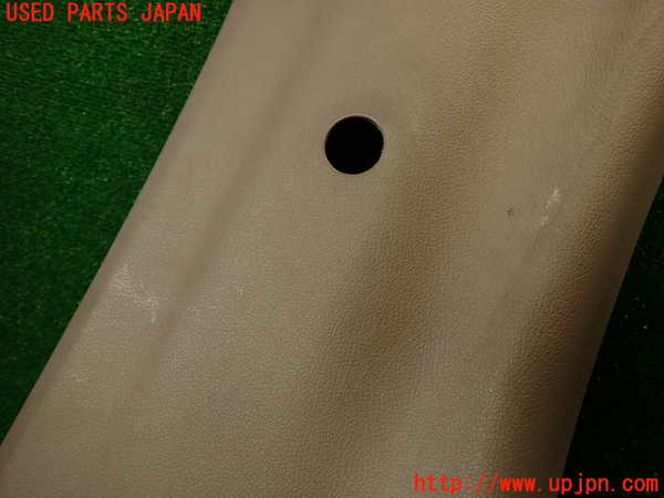 2UPJ-9229447680]ハイエースワゴン100系(KZH106W)左リアピラートリム 中古_2
