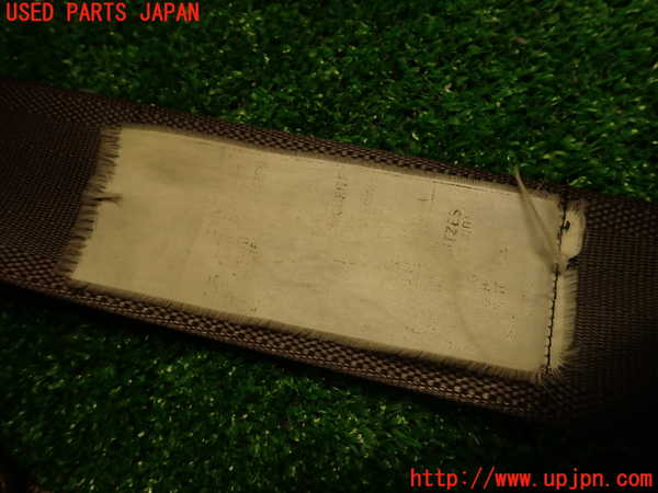 2UPJ-9229447155]ハイエースワゴン100系(KZH106W)右2列目シートベルト 中古_3