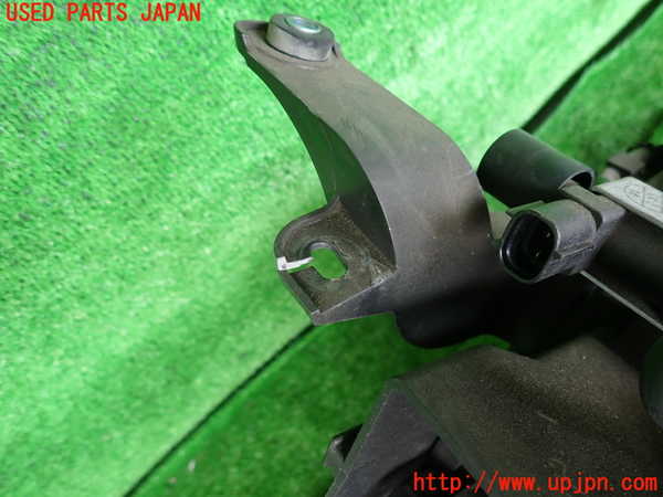 2UPJ-9229462560]レクサス・IS F(USE20)エアクリーナーボックス 中古_2