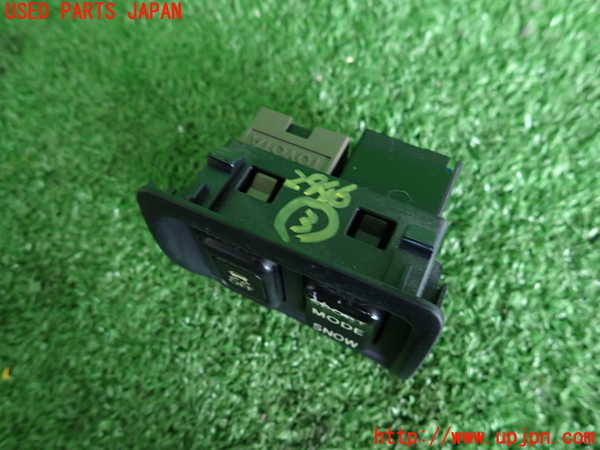 2UPJ-9229466308]レクサス・IS F(USE20)スイッチ3 (VSC OFF、走行モード切り替え) 中古_2