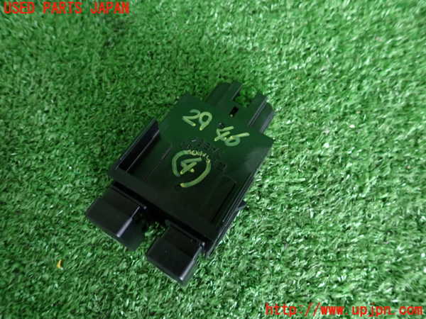 2UPJ-9229466309]レクサス・IS F(USE20)スイッチ4 (給油口、トランク) 中古_2