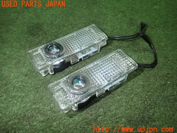 3UPJ=9229470512]BMW M2 クーペ(1H30 F87)社外 カーテシランプ 中古_2