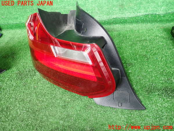 2UPJ-9229471536]BMW M2 クーペ(1H30)左テールランプ 中古_2