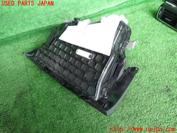 2UPJ-9229477516]BMW M2 クーペ(1H30)グローブボックス1 中古_2