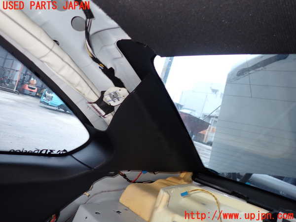 2UPJ-9229477675]BMW M2 クーペ(1H30)右リアピラートリム 中古_3