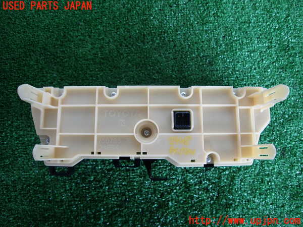 2UPJ-9229486066]プリウス(ZVW30)エアコンスイッチ1 中古_2