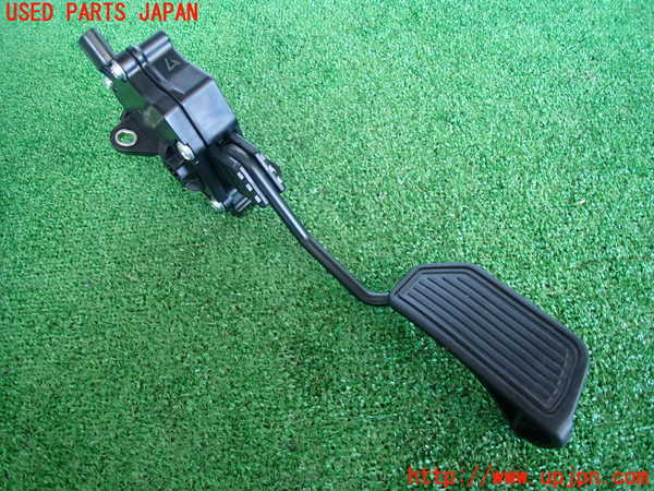 2UPJ-9229486381]プリウス(ZVW30)センサー1 中古_2