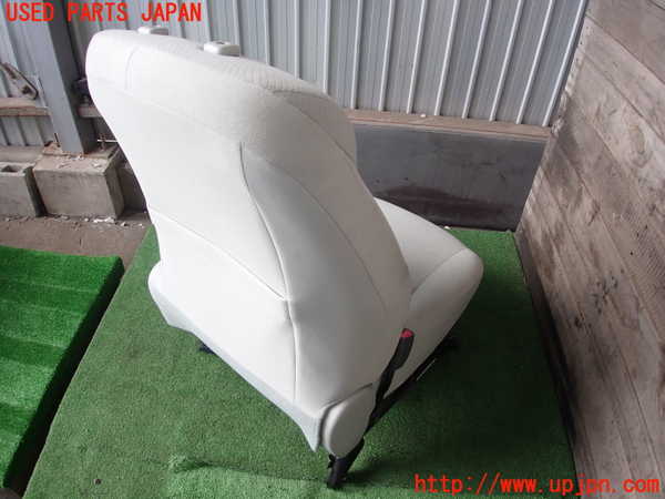 2UPJ-9229487065]プリウス(ZVW30)助手席シート 中古_2