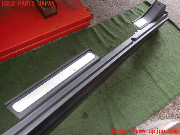 2UPJ-9229501392]BMW ミニ(MINI)クーパーS(XS20)(F55)左サイドステップ 中古_3