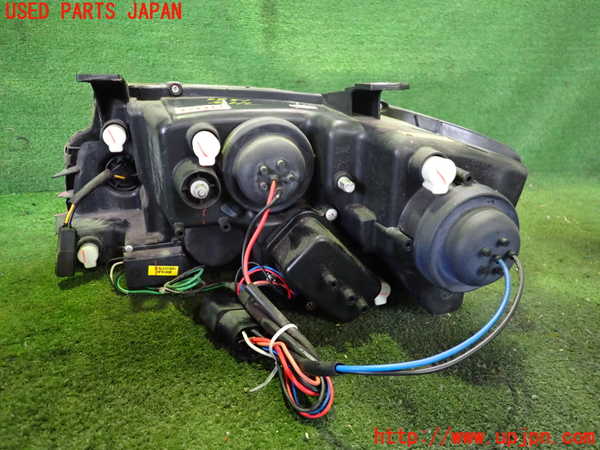 2UPJ-9229511130]アウディ・TT ロードスター(8NAPXF)右ヘッドライト HID (ジャンク品) 中古_3