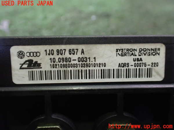 2UPJ-9229516147]アウディ・TT ロードスター(8NAPXF)コンピューター2 中古_3