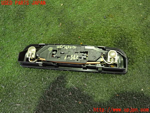 2UPJ-9229516411]アウディ・TT ロードスター(8NAPXF)ルームランプ1 (真中 1列目) 中古_2