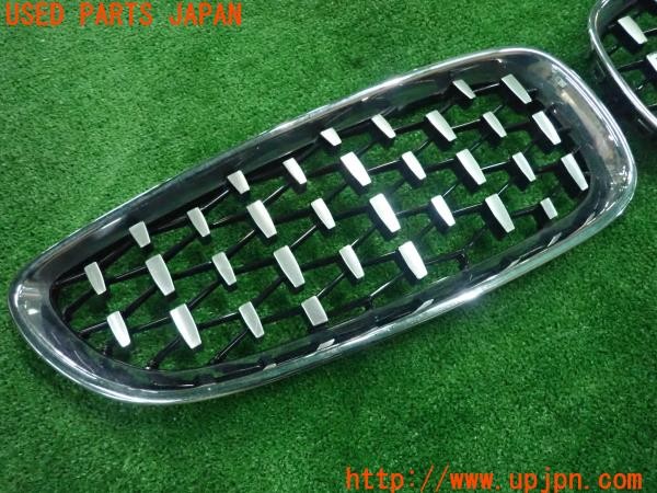 3UPJ=9229520047]BMW Z4 sDrive23i(LM25 E89)社外 ラジエターグリル フロントグリル ダイヤモンド風 中古_2