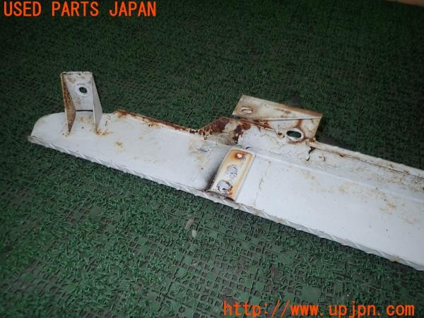 3UPJ=9229560057]三菱 ジープ(J37)純正? リアステップ バンパー 中古_4