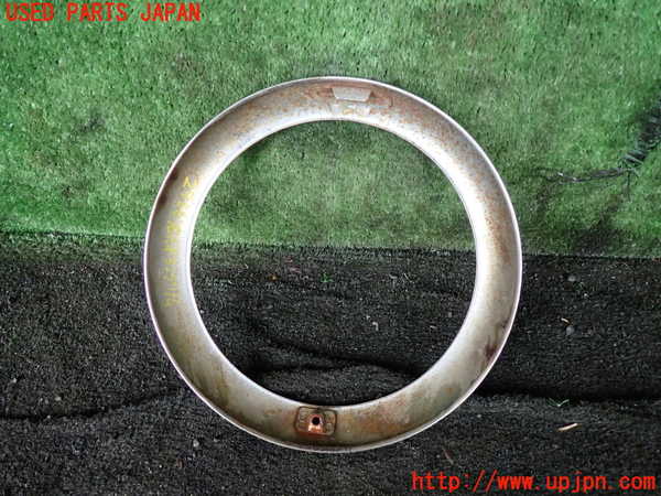 1UPJ-9229561140]三菱ジープ(J37)右ヘッドライトリム 中古_2