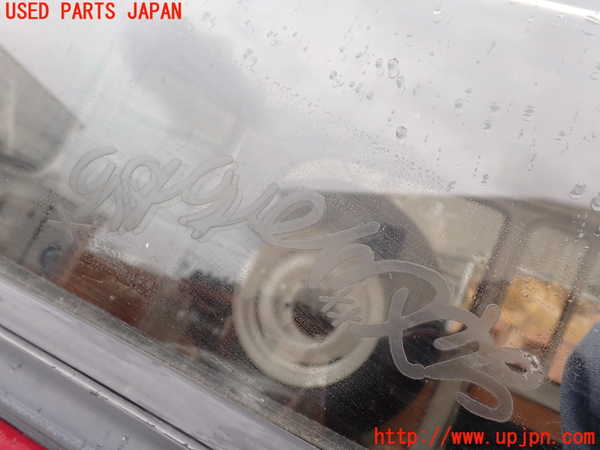 1UPJ-9229561380]三菱ジープ(J37)右クォーターガラス 中古_2