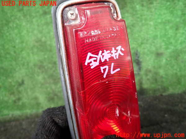 1UPJ-9229561536]三菱ジープ(J37)左テールランプ 中古_2