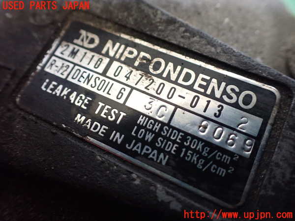 1UPJ-9229566025]三菱ジープ(J37)エアコンコンプレッサー 中古_4